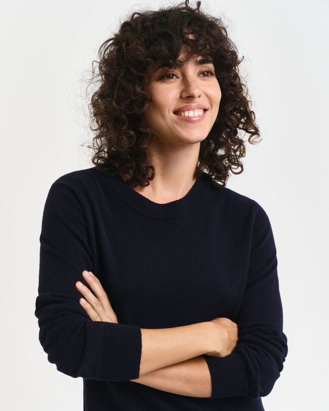 Kl&auml;nning i superfin lammull