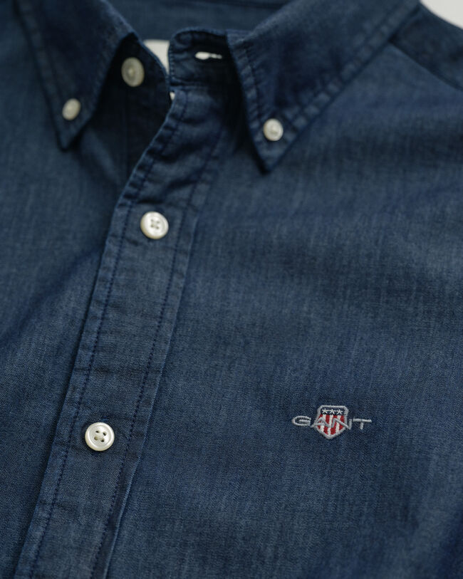 Slim fit indigofärgad skjorta