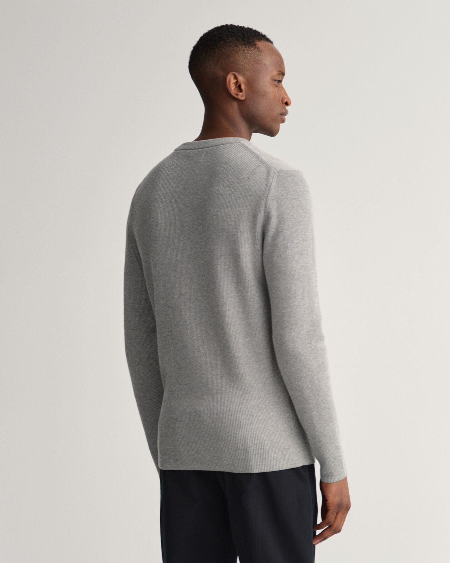 Ribbstickad crew neck tr&ouml;ja