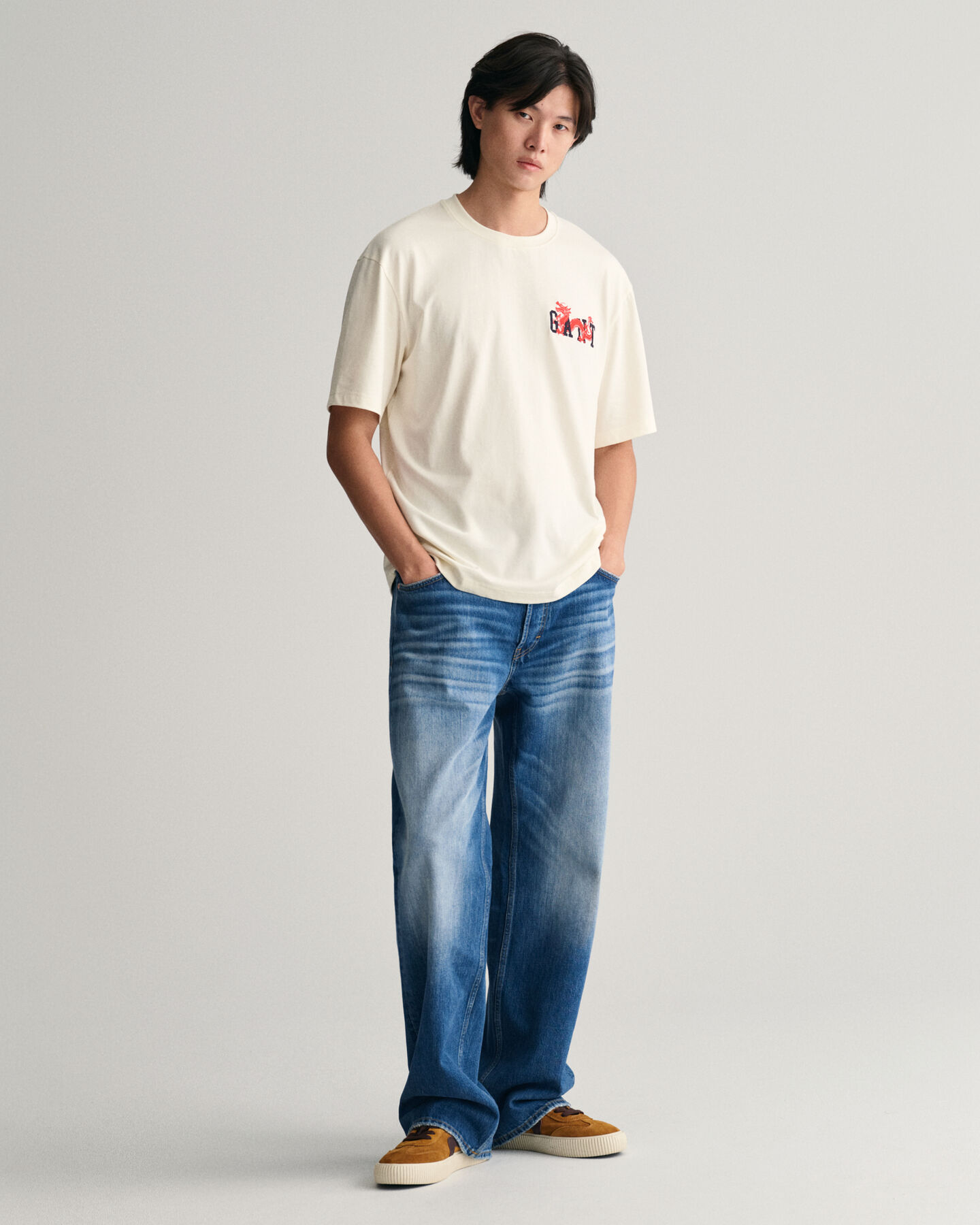 T-shirt med drakemblem