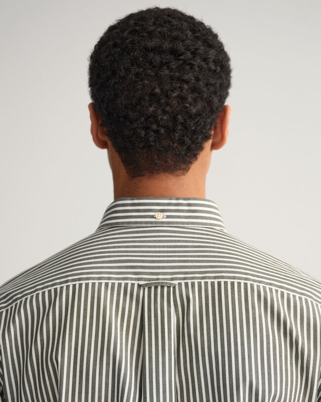 Regular fit randig poplinskjorta