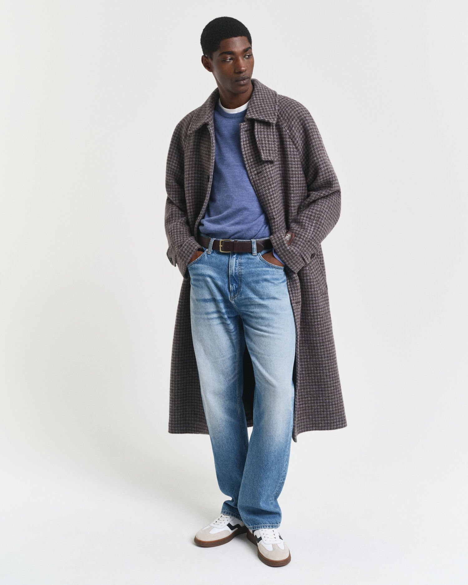 Rundhalsad tröja i extra fin merinoull