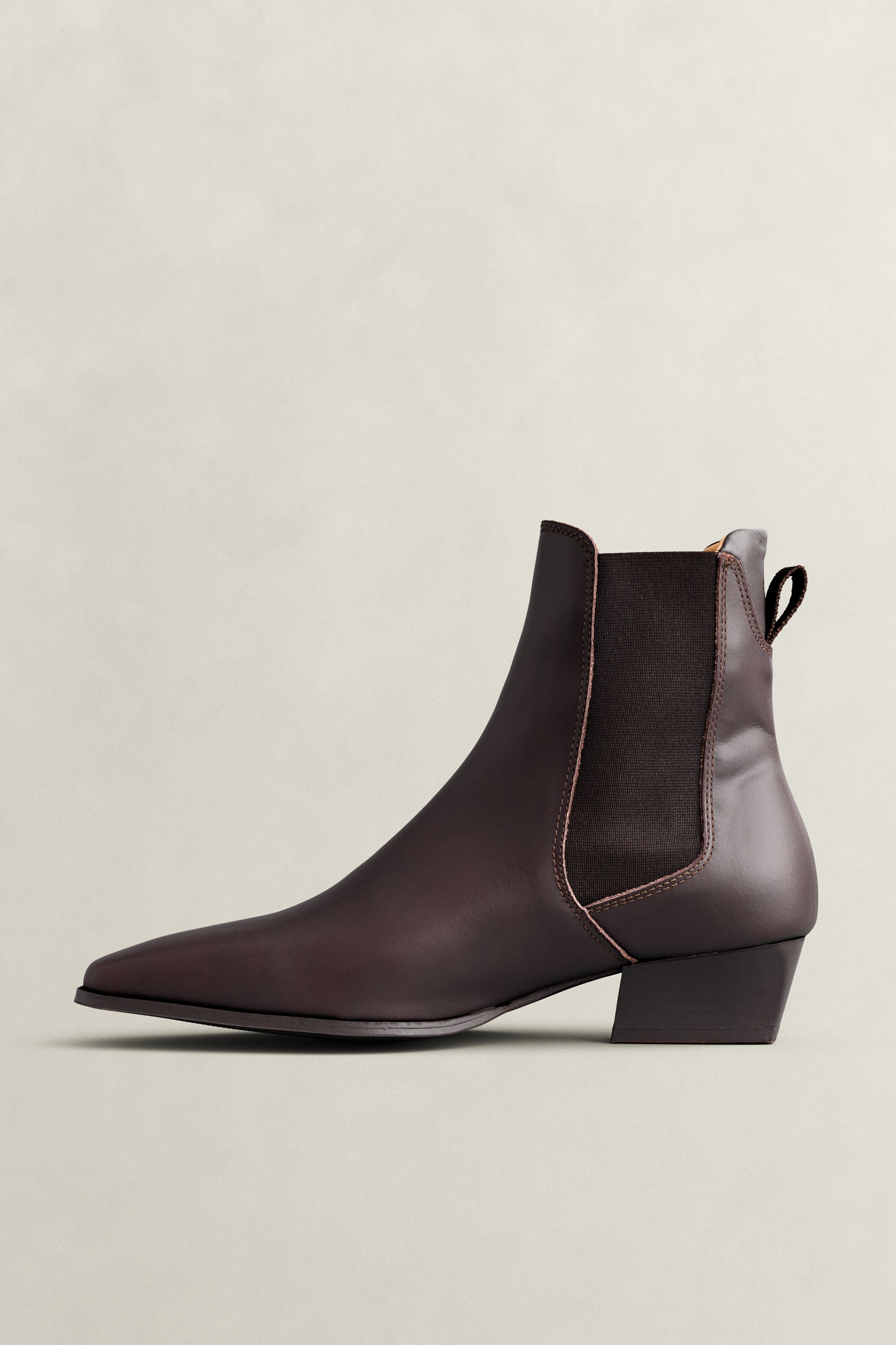 Bassotte chelseaboots i läder