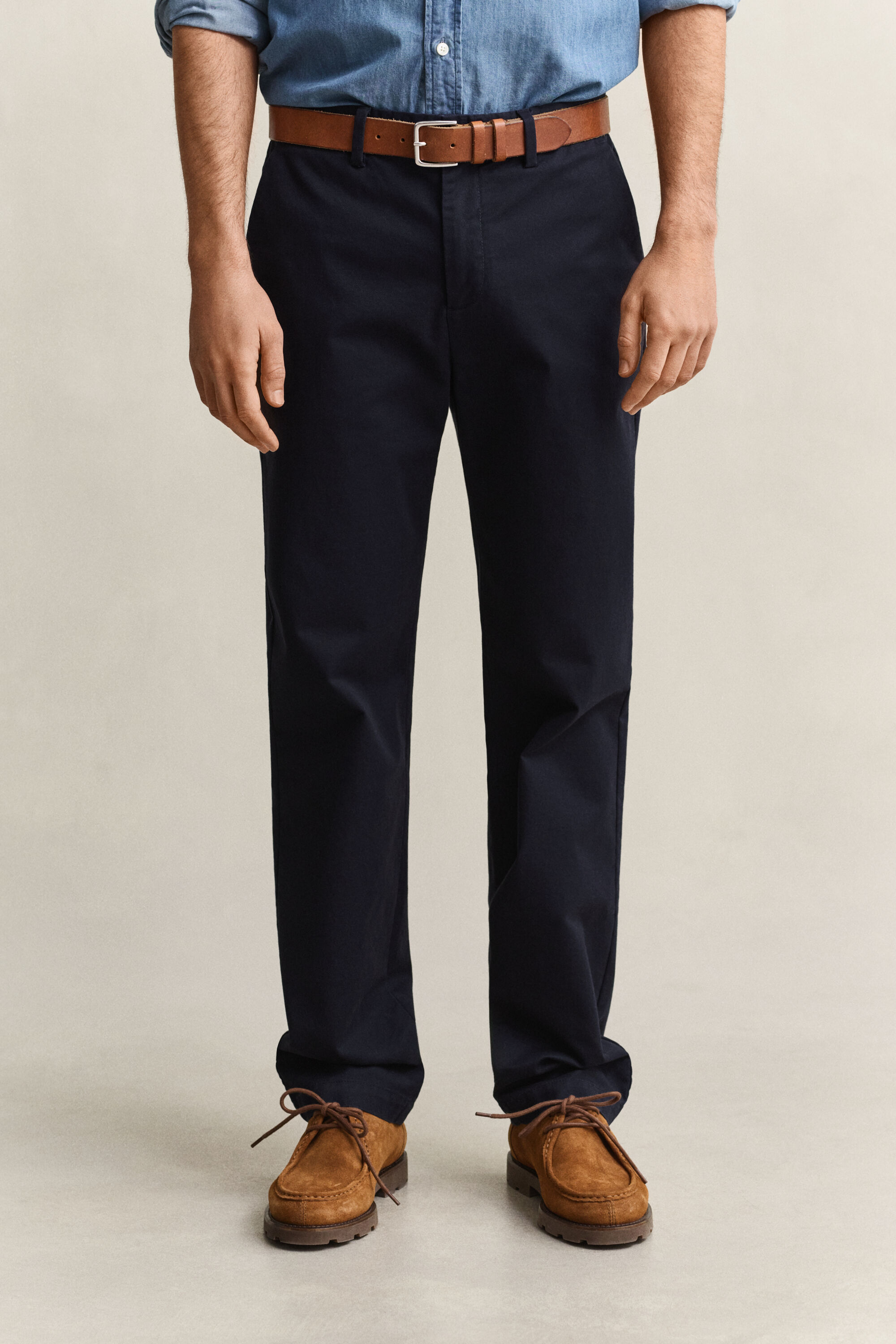 Eleganta chinos med regular fit