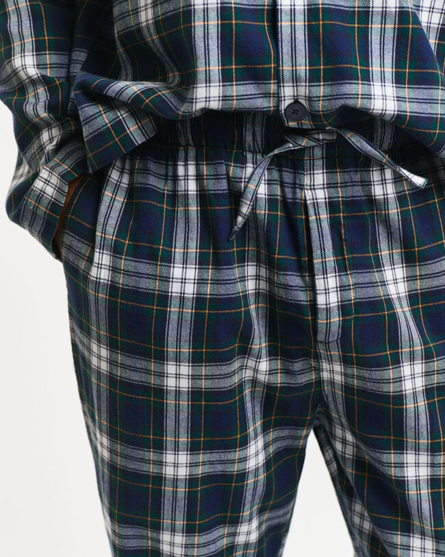 Pyjamasset i flanell