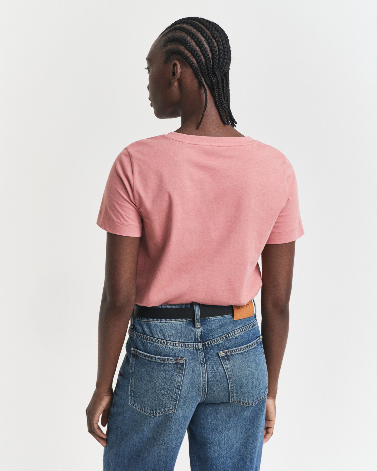 Shield V-ringad T-shirt