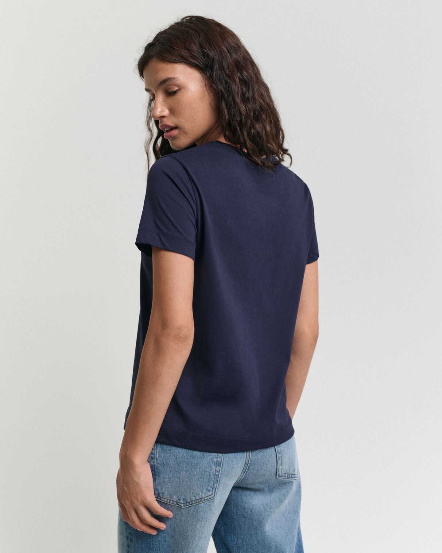 Seasonal Essential Archive Shield T-shirt