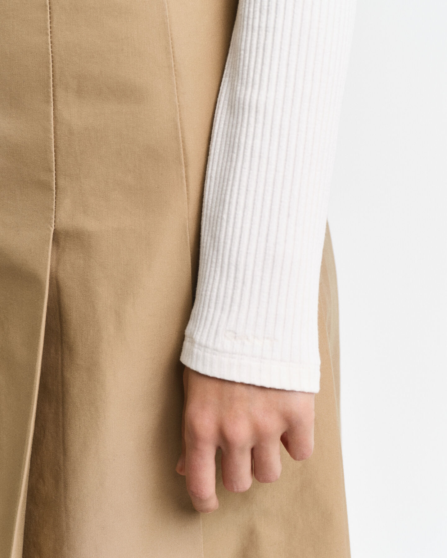 Långärmad ribbstickad pikétröja