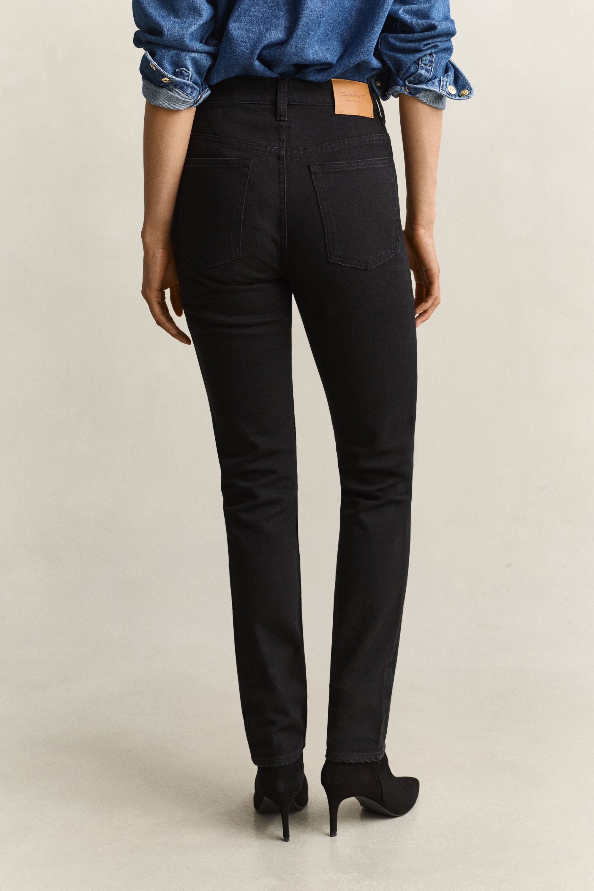 Slim fit jeans med hög midja
