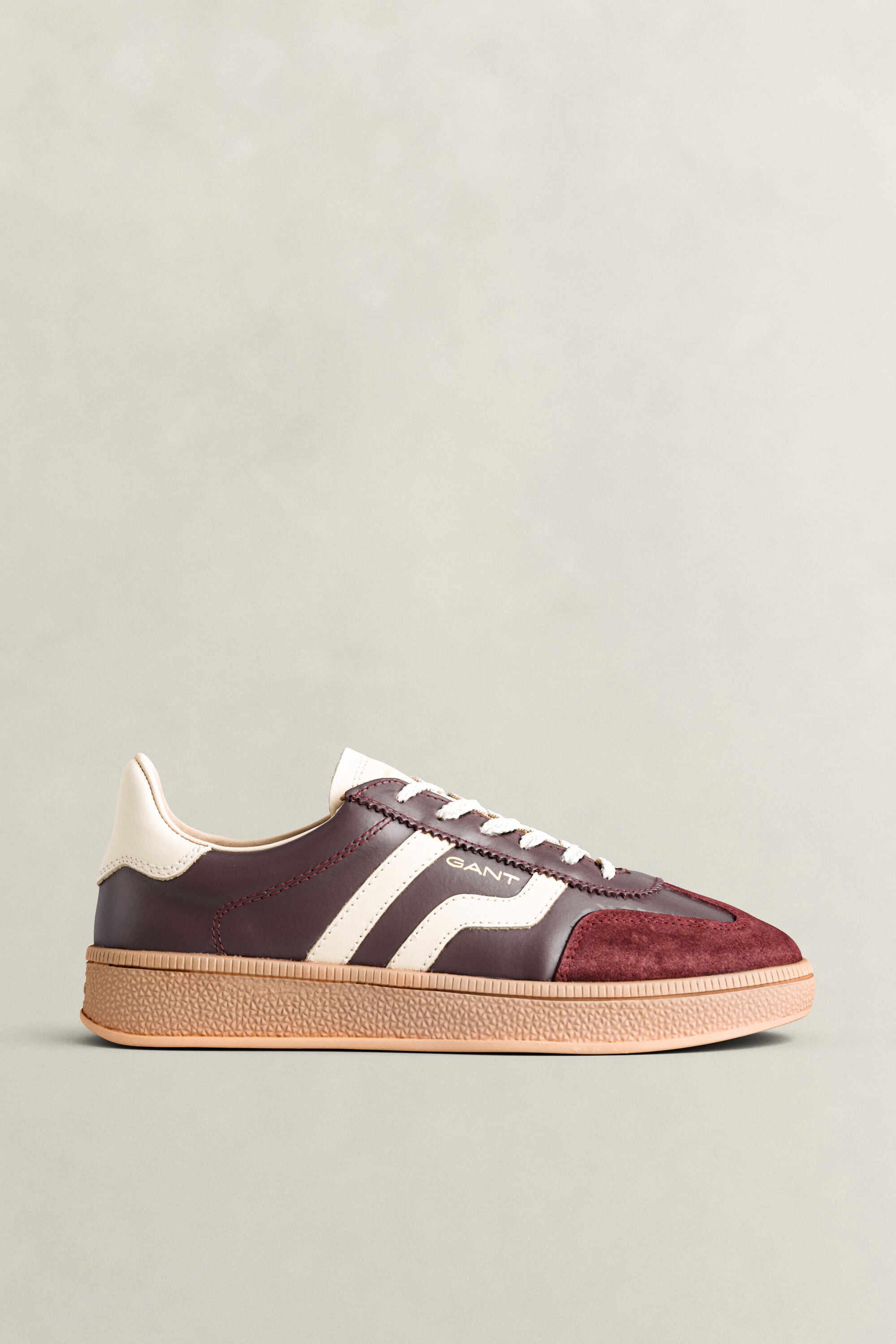 Cuzima sneakers i mocka och läder