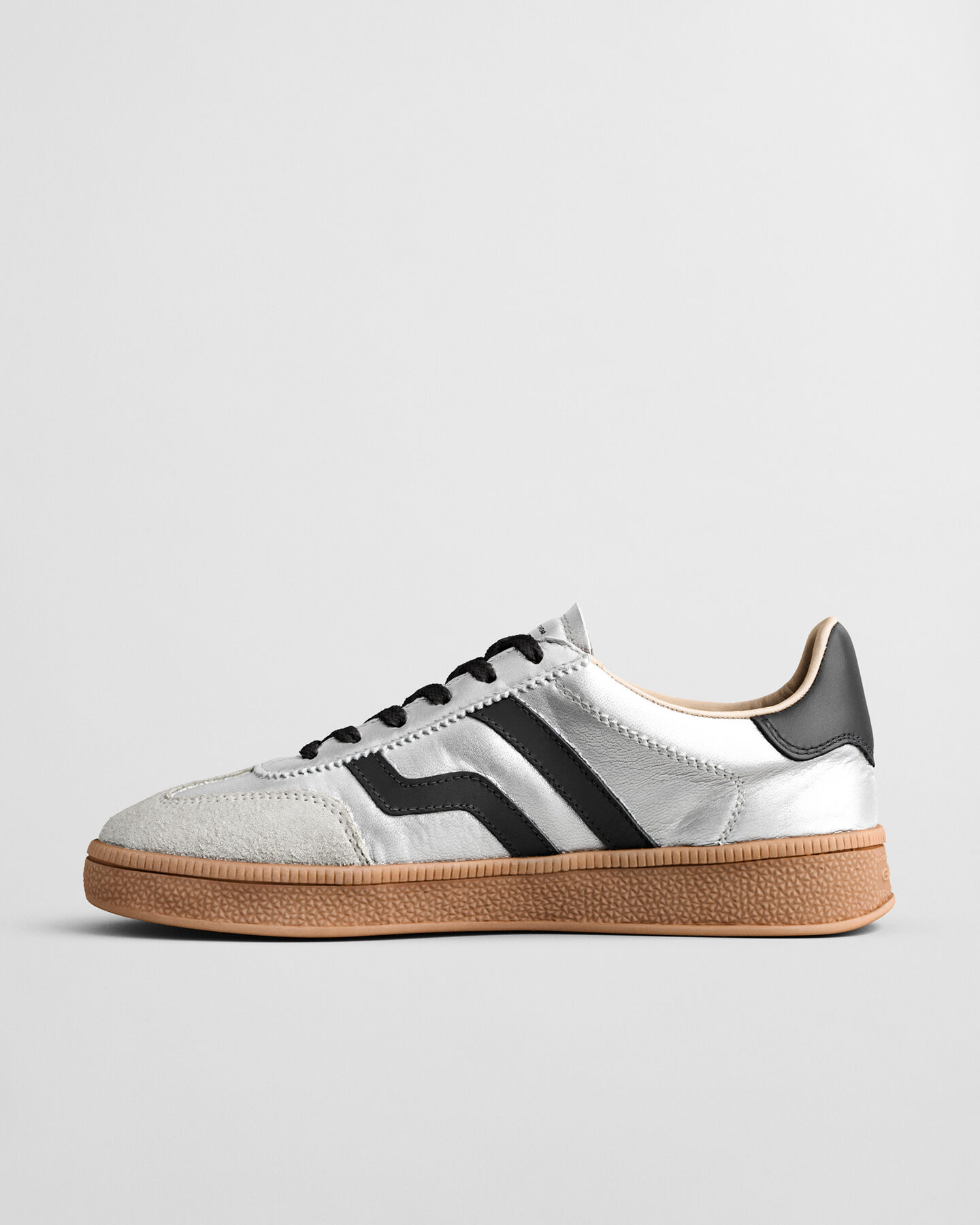 Cuzima sneakers i metallic och läder