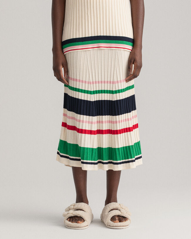 Randig ribbstickad kjol