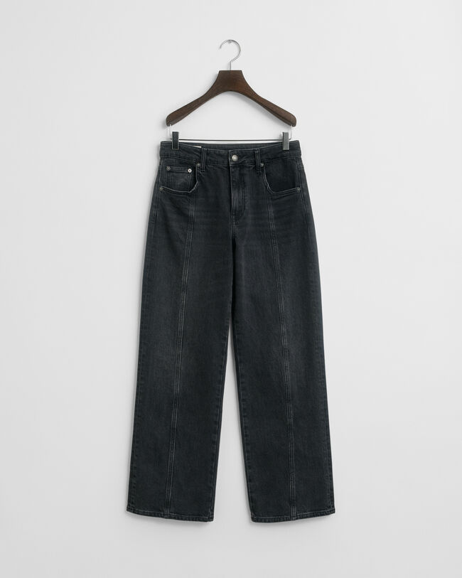 Relaxed fit jeans med raka sömmar