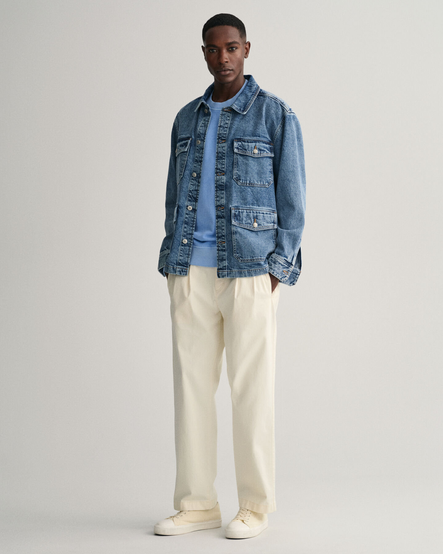 Sunfaded rundhalsad sweatshirt