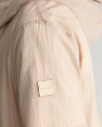 Packbar l&auml;tt vindjacka