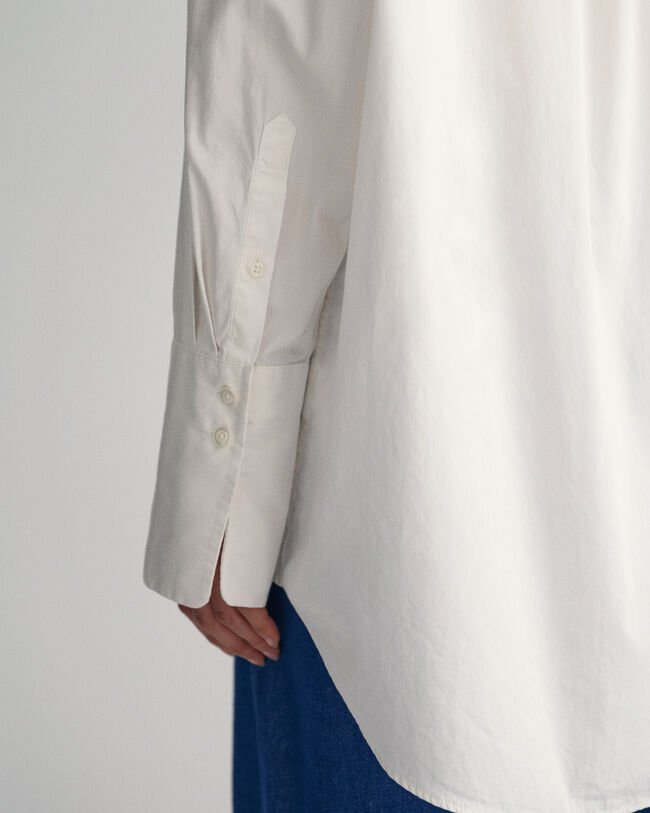 Oversized poplinskjorta med breda manschetter