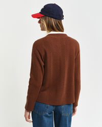 V-ringad kofta med fiskbensm&ouml;nster