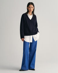 V-ringad tr&ouml;ja i superfin lammull