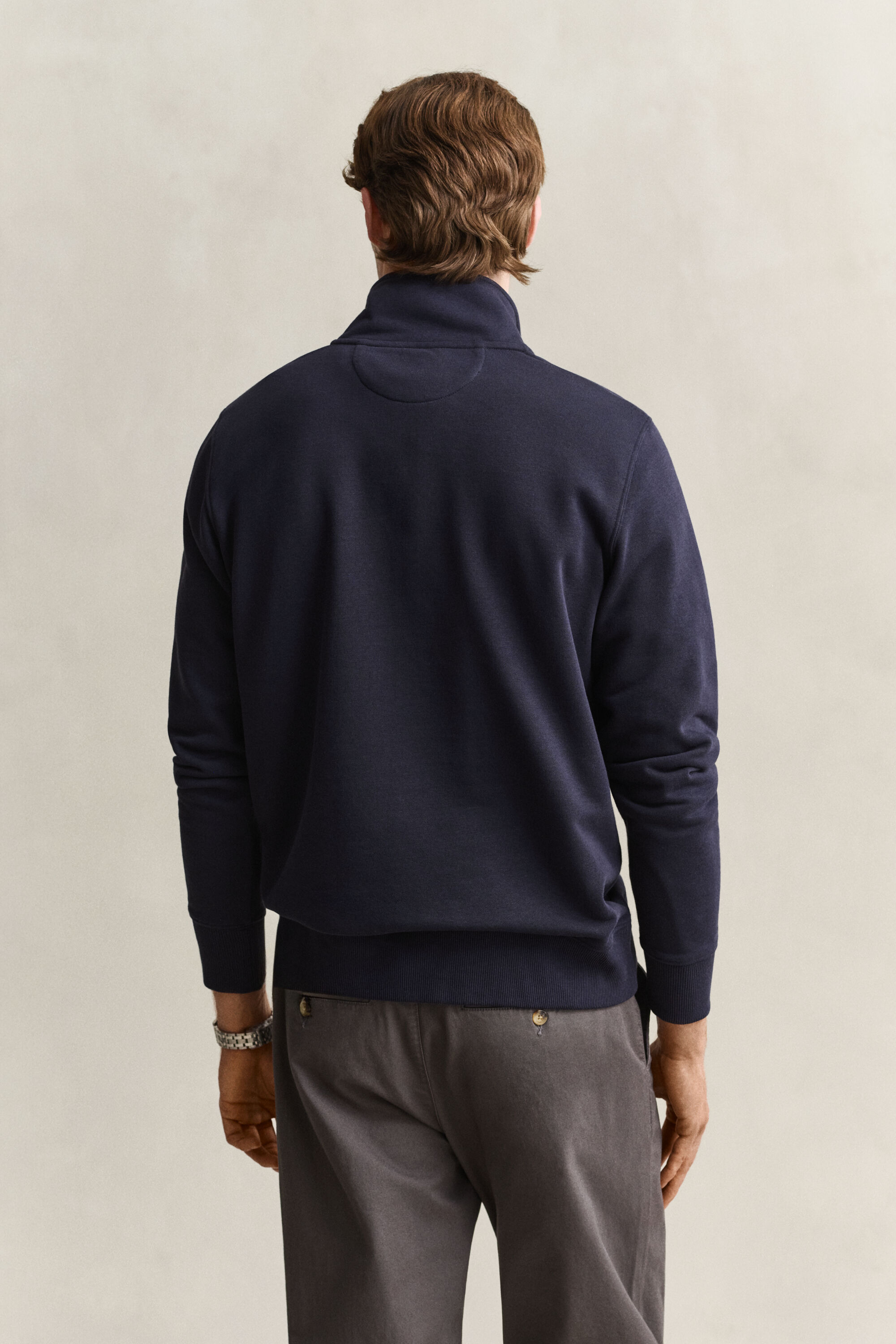 Shield sweatshirt med dragkedja vid halsöppningen