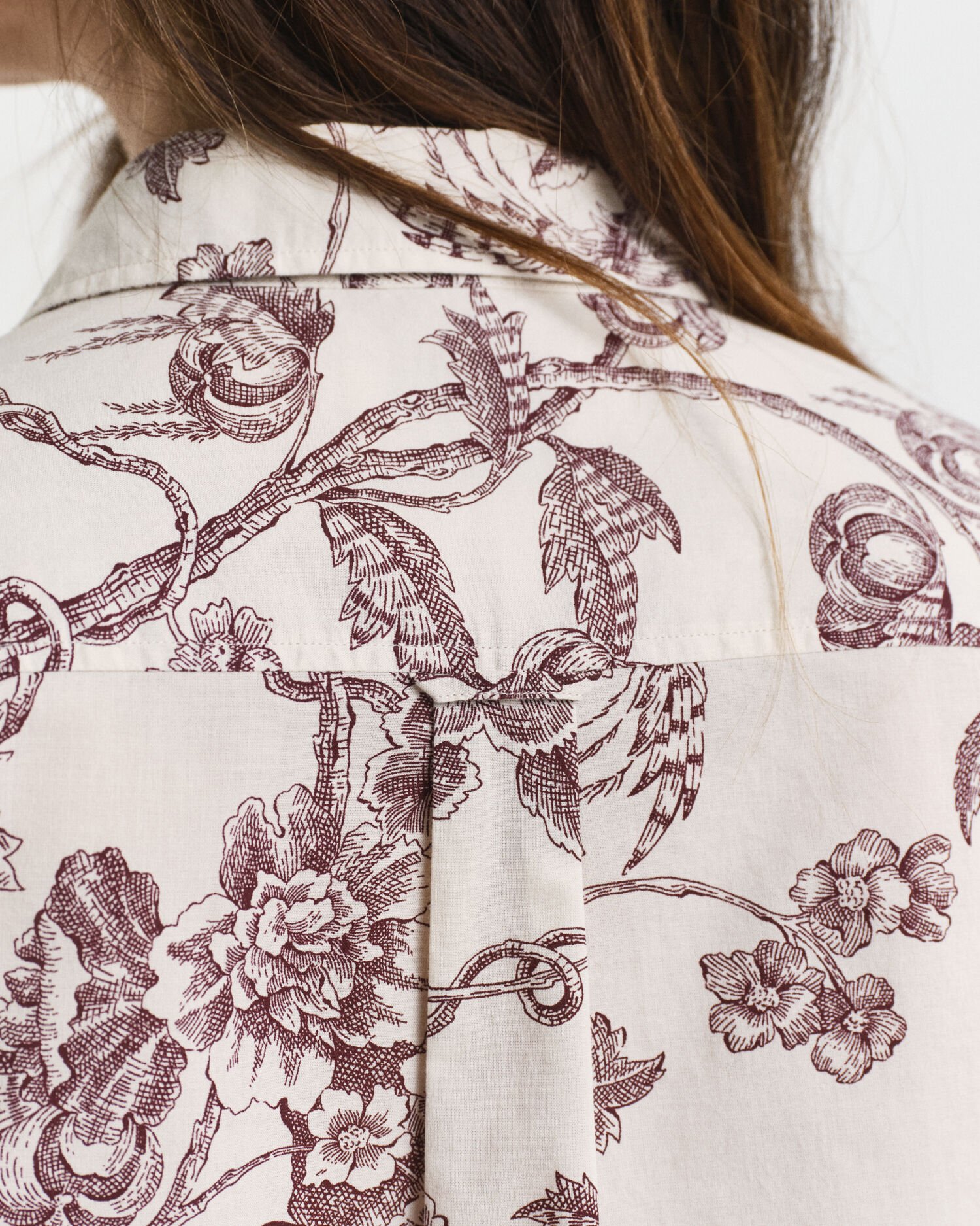 Regular fit trädmönstrad skjorta i bomullsvoile