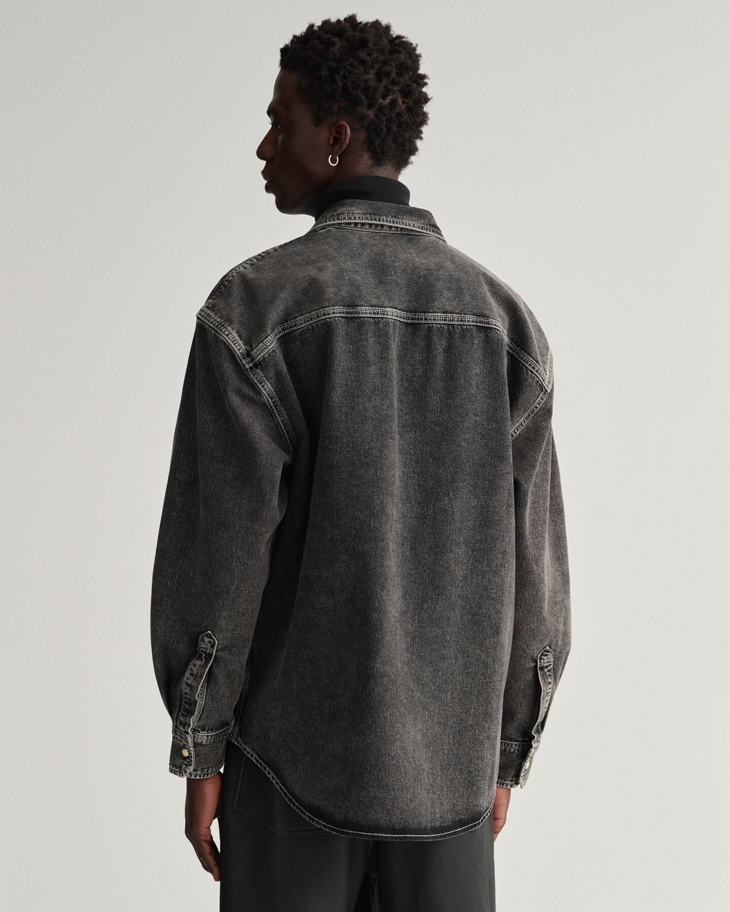 Oversized grovtv&auml;ttad denimskjorta