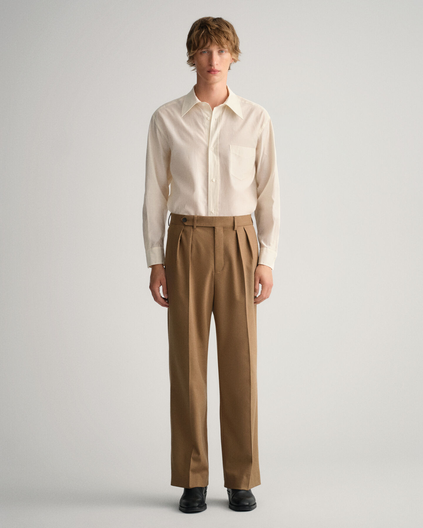 Kostymbyxor med vida ben i flanell