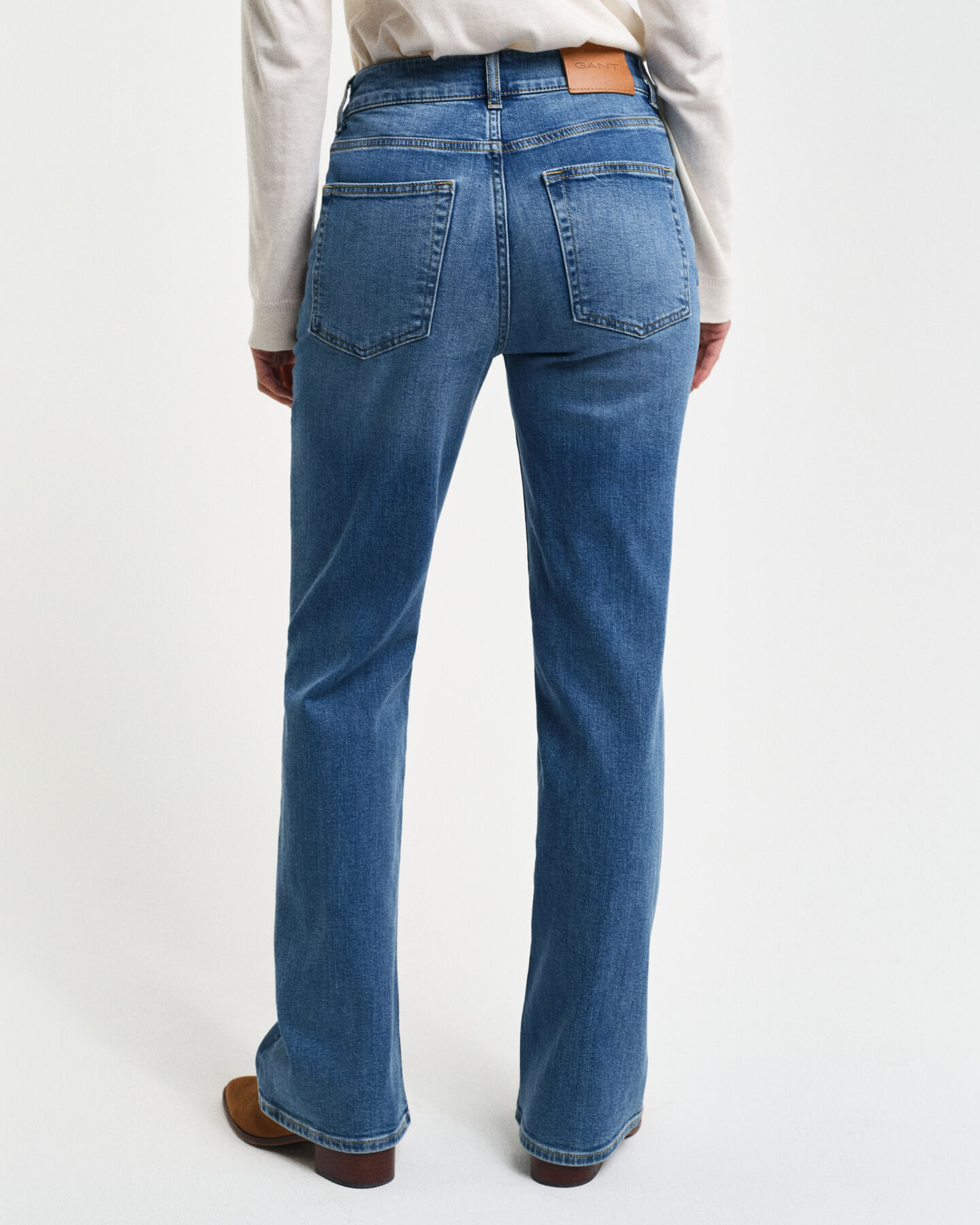 Slim fit jeans med utställda ben