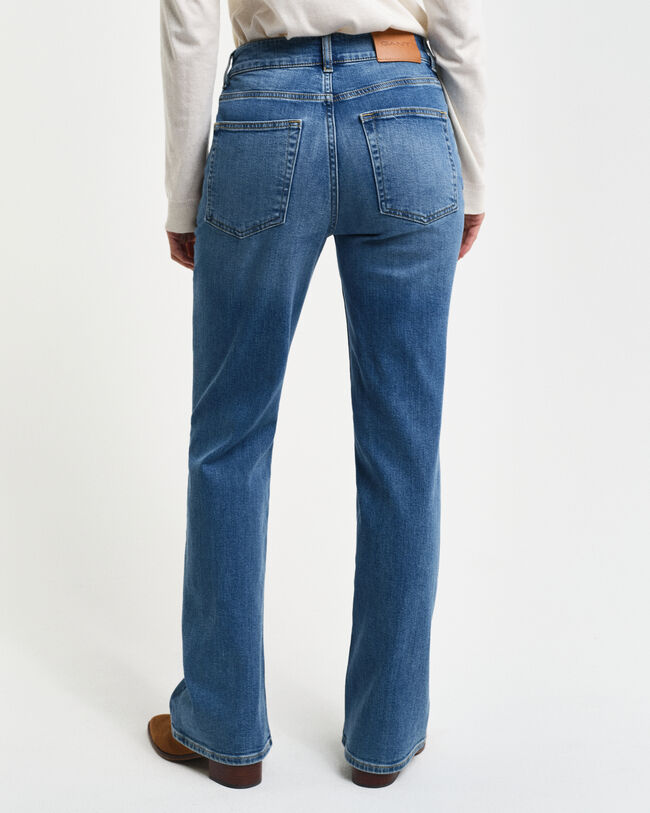 Slim fit jeans med utställda ben