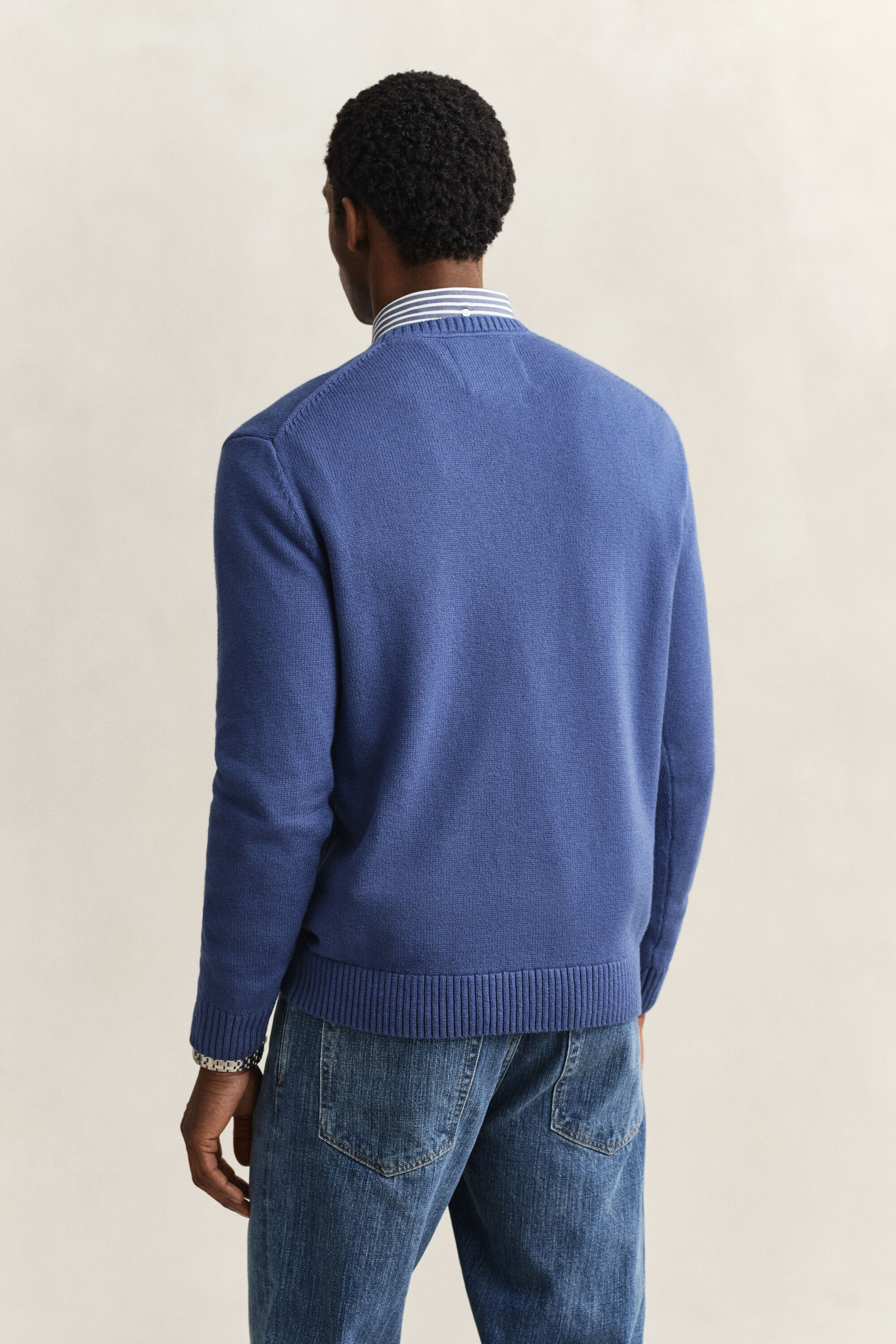 Rundhalsad tröja i bomullsblandning