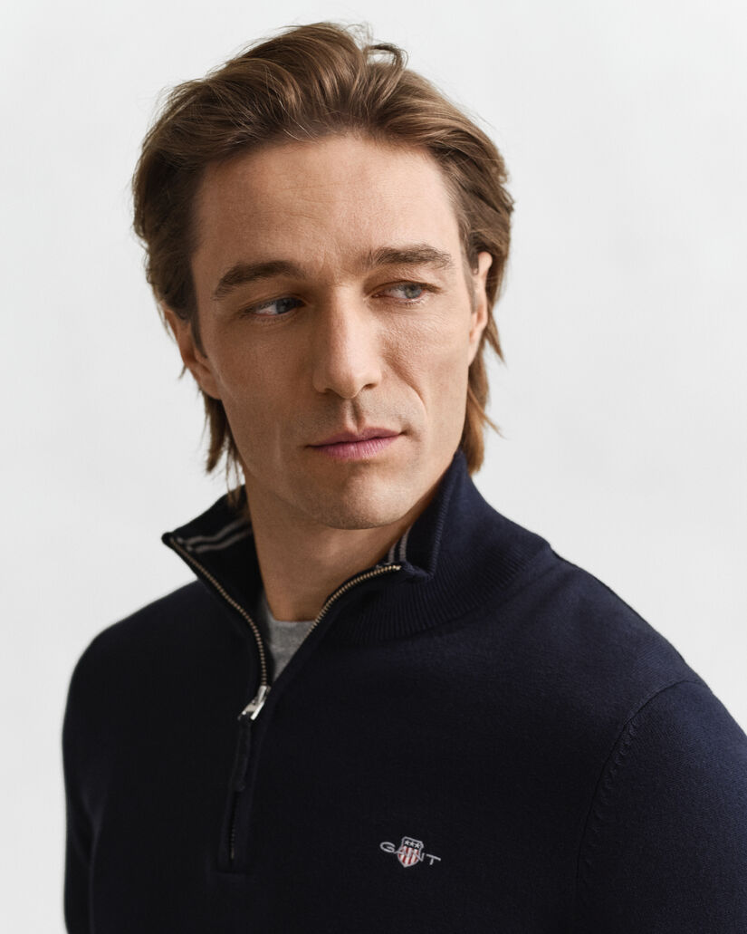 Klassisk bomullströja med dragkedja vid halsöppningen