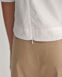 V-ringad topp med ballongärm