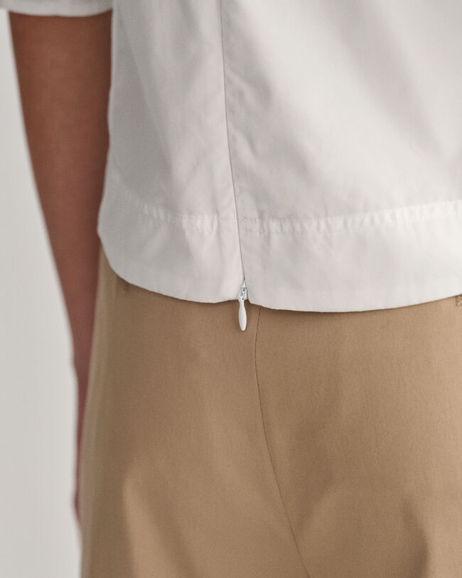 V-ringad topp med ballongärm