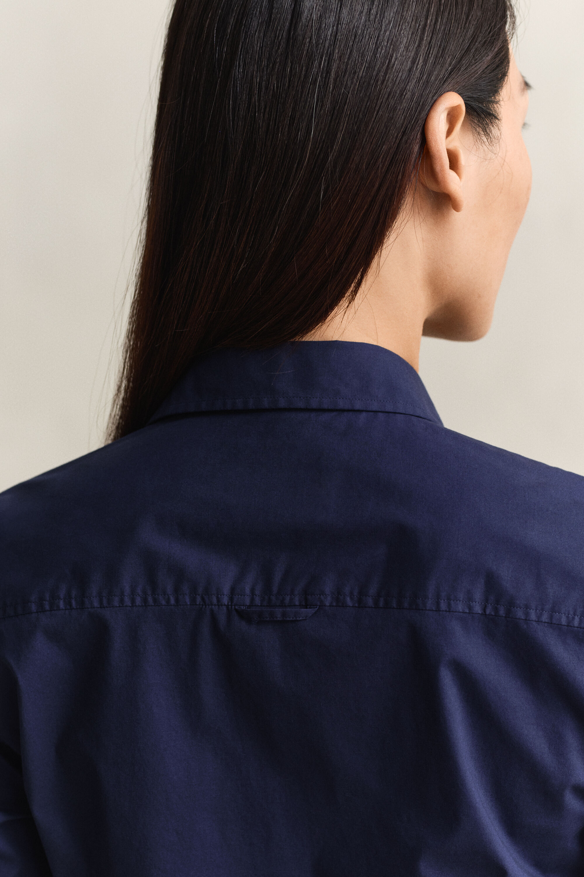 Slim fit poplinskjorta