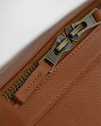 Duffelväska i läder