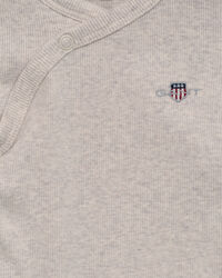 Baby Shield ribbstickad omlottbody