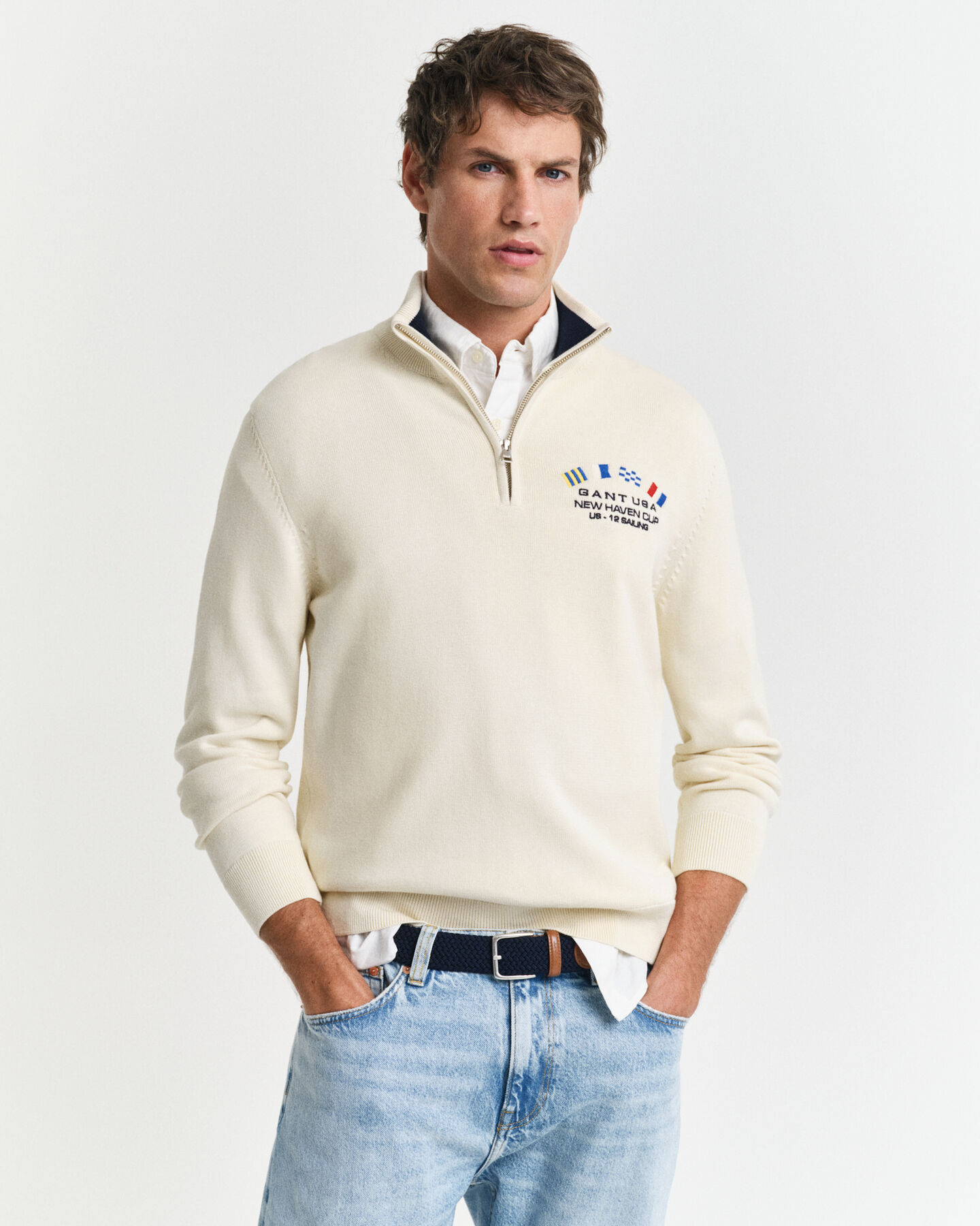 Tr&ouml;ja med half-zip och marina flaggor