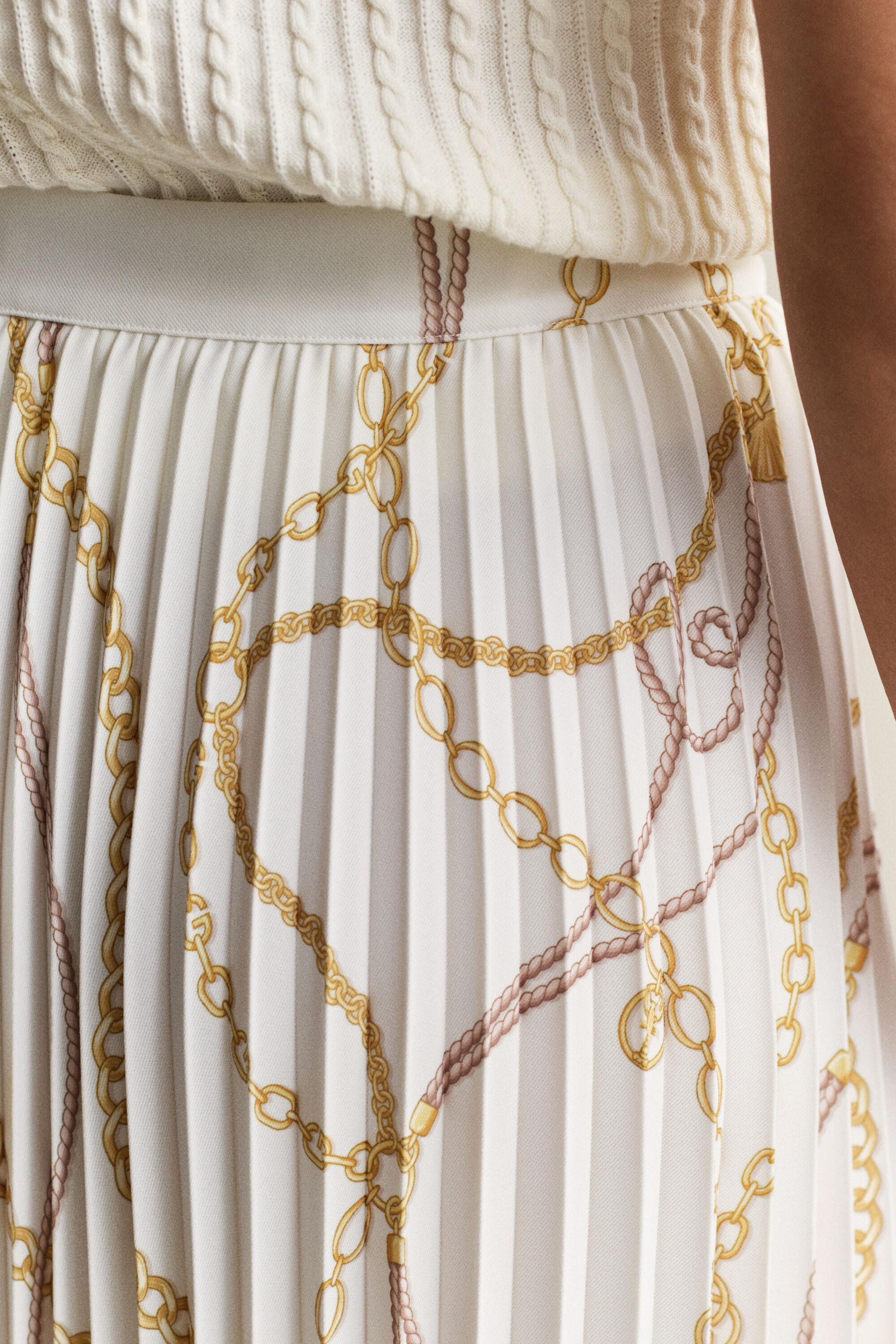 Plisserad kjol med tryck