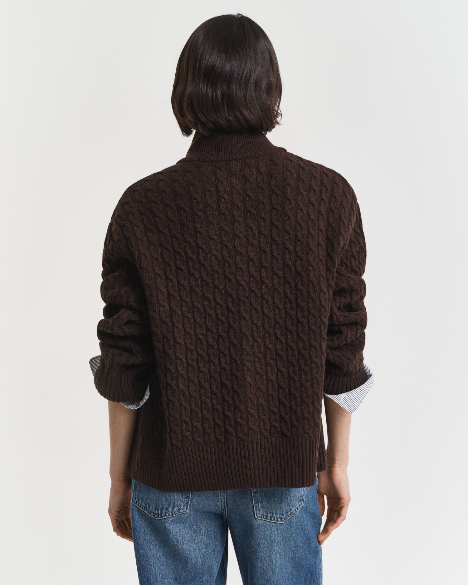 Kabelstickad kofta med dragkedja