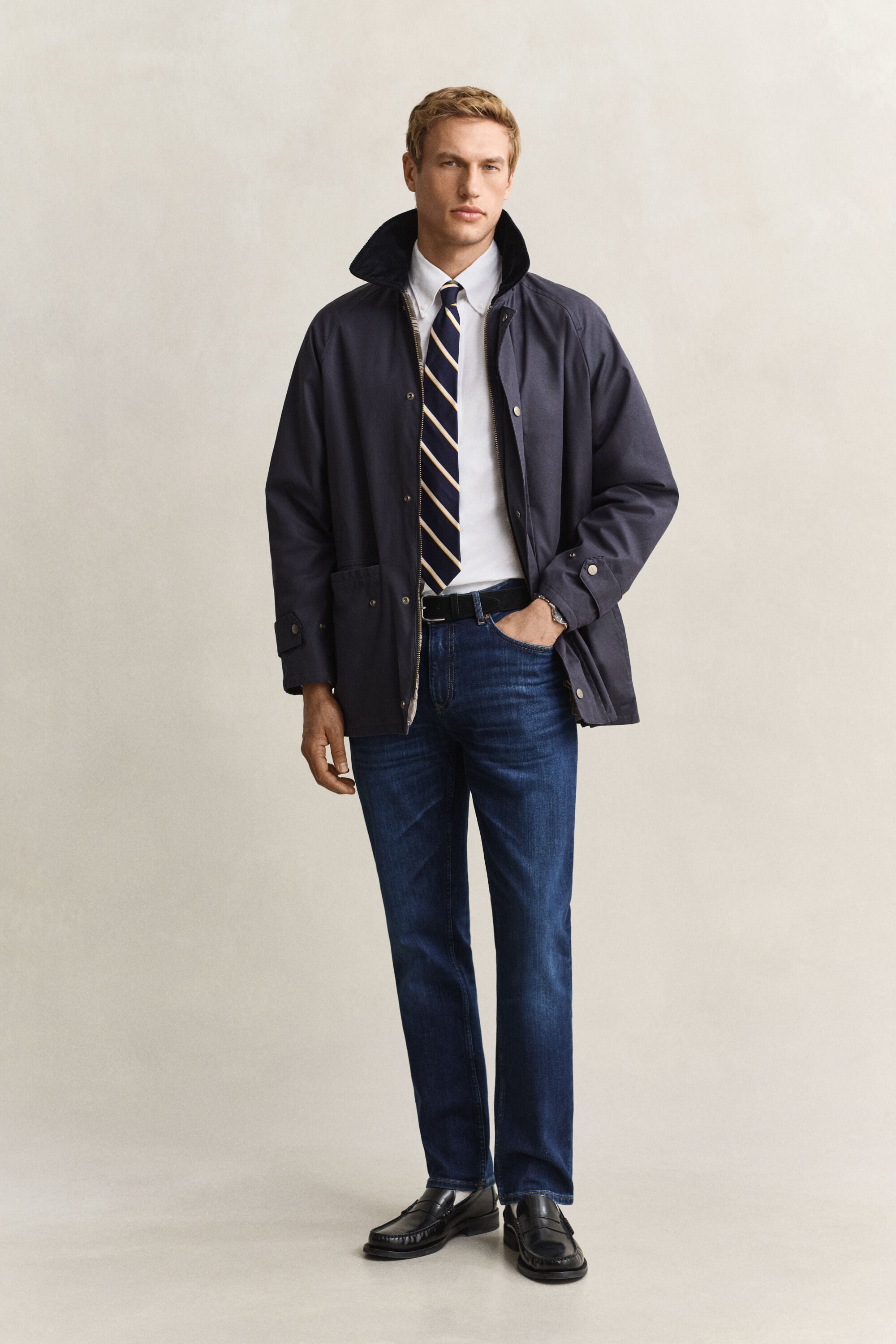 Slim fit skräddarsydd skjorta
