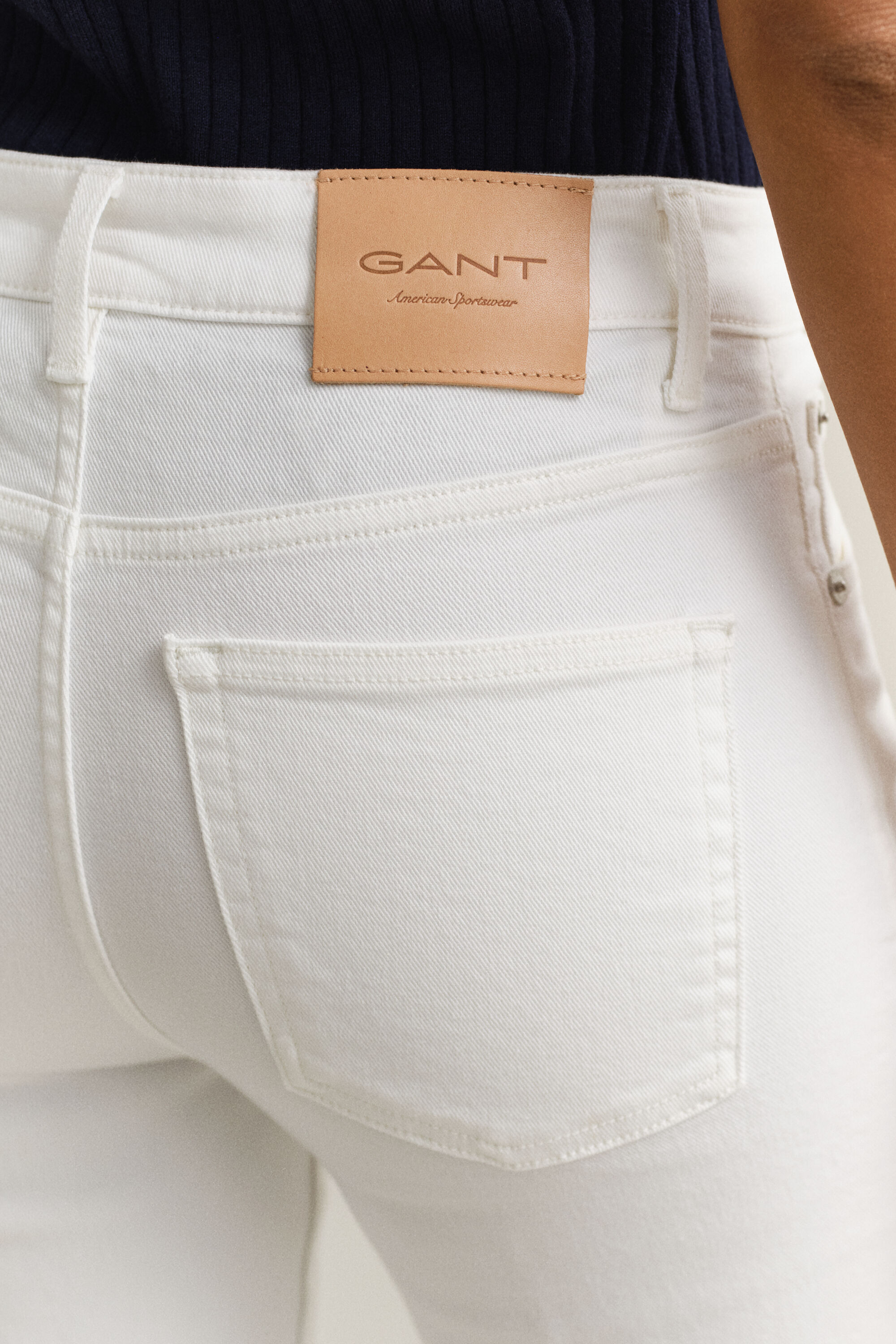 Utställda stretchjeans