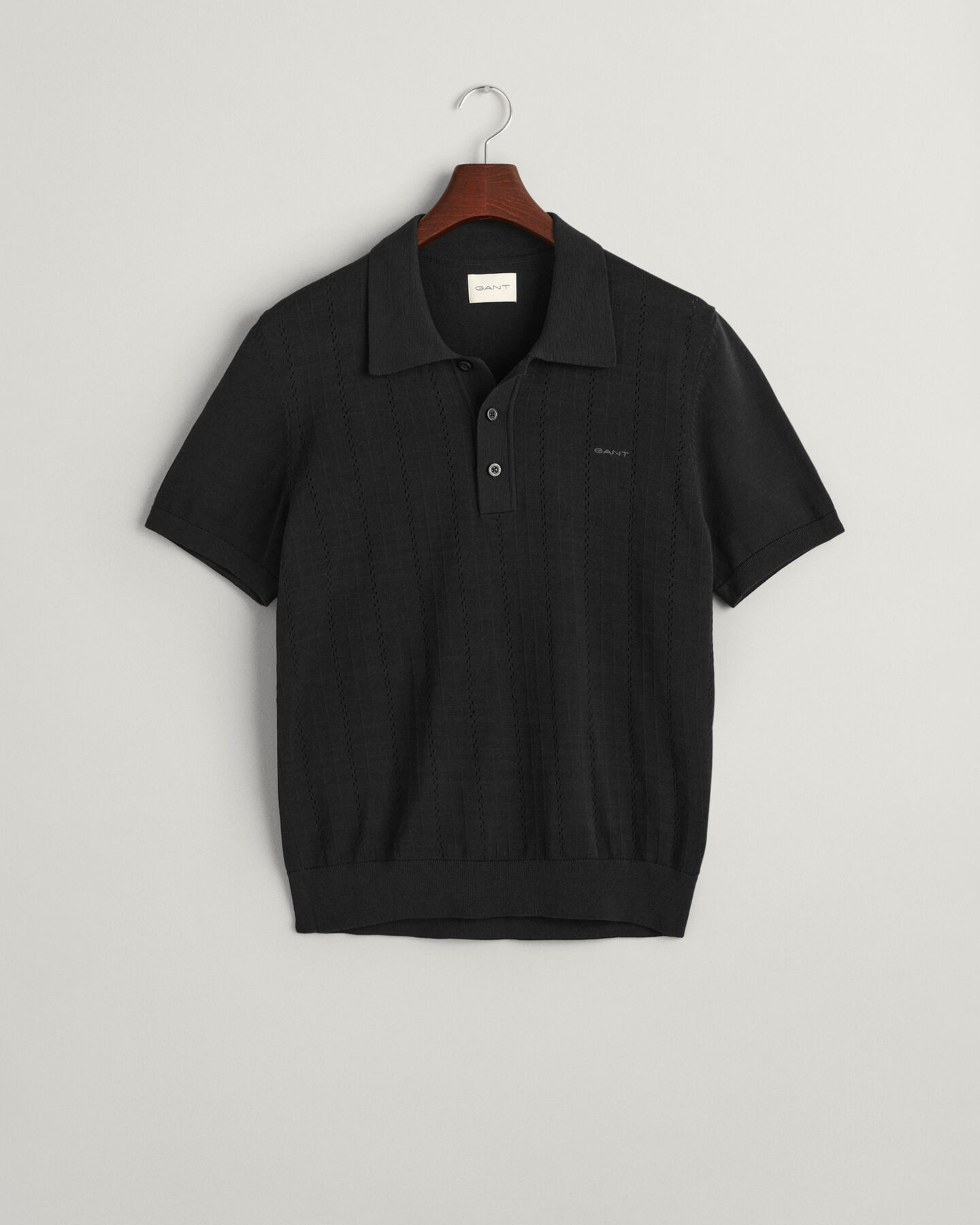 Pik&eacute;tr&ouml;ja med pointelle-struktur