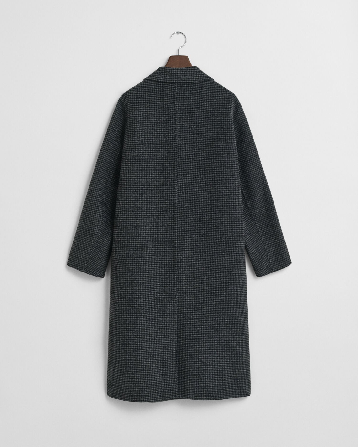 Rutig kappa med handsydda detaljer