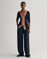 Ribbstickad V-ringad topp