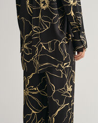 Line Drawing dra-p&aring;-byxor