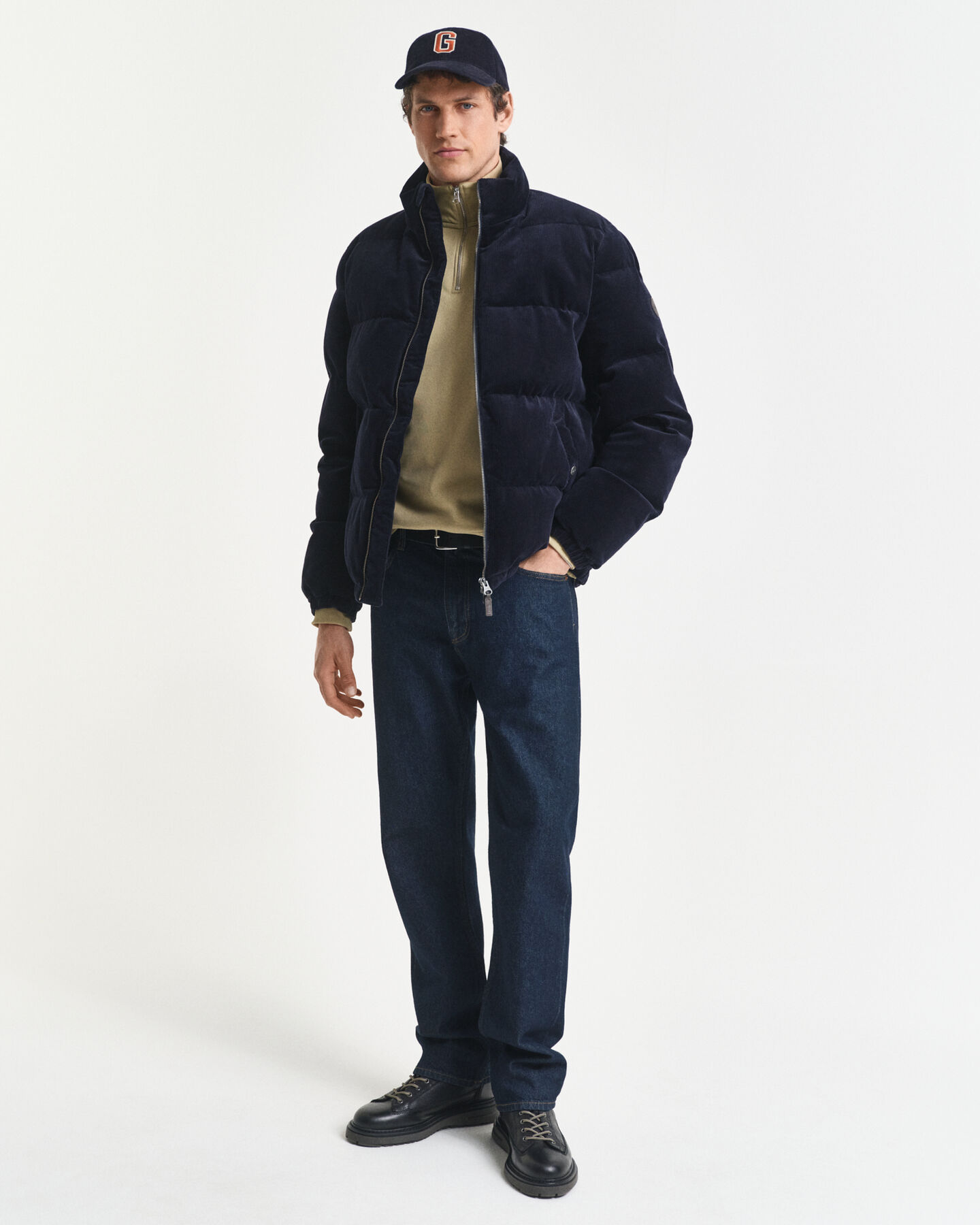 Shield sweatshirt med dragkedja vid halsöppningen