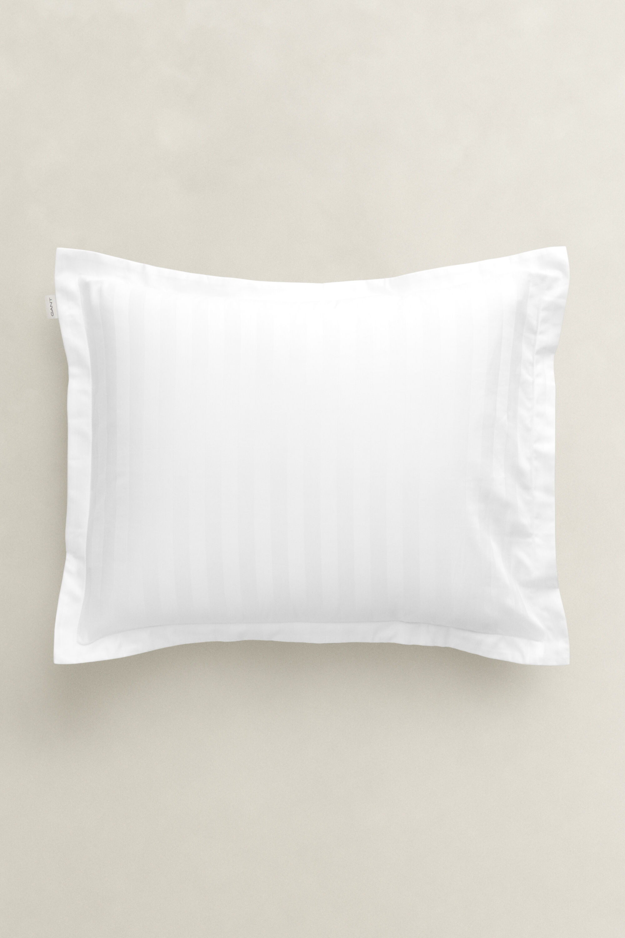 Sateen randigt örngott