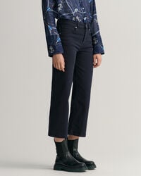 Färgade cropped vida jeans