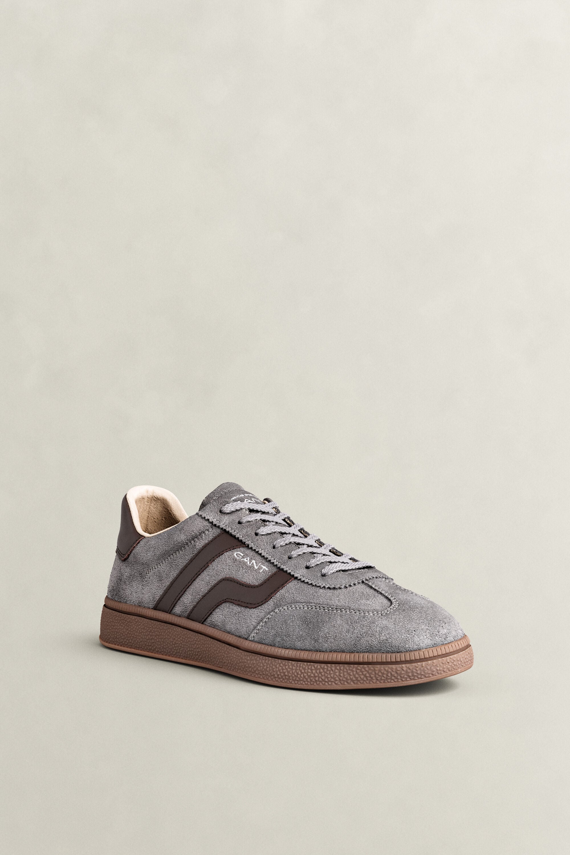 Cuzmo sneakers i mocka