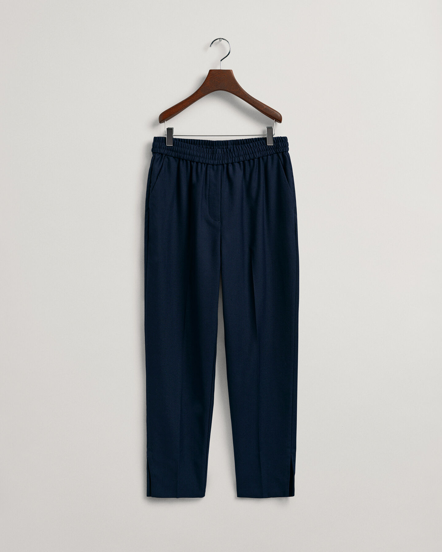 Avsmalnande dra på-byxor