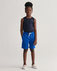 Kids linne med sk&ouml;ldemblem